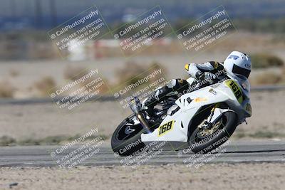media/Oct-05-2025-CVMA (Sun) [[beeef4f201]]/Race 5-Amateur Supersport Open (Holeshot)/